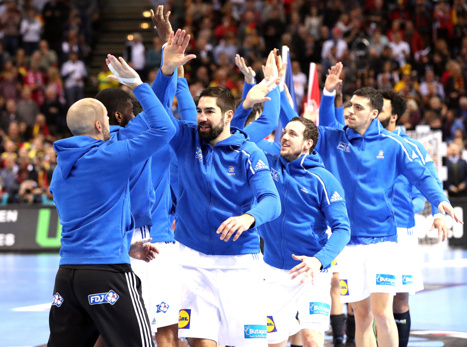 Partenaire de la FFHB Fédération Française de HandBall pour l'ogrniasation des voyages supporters et partenaires. Championnat du monde de Handball et championnat d'Europe de Handball Nicolas Karabatic Kentin Mahé